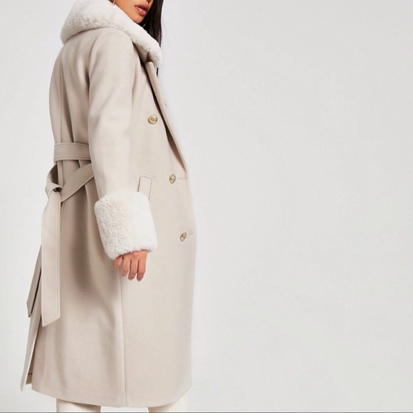 Wool trench coat - Picture 3 of 9